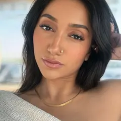 It’s always a pleasure lashing another talented makeup artist. The beautiful Laxmi Lingaraju is looking stunning in her custom lash extensions.