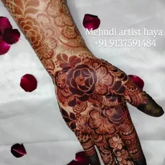The stain of this full-hand bridal design is just breathtaking. The deep maroon and brown tones show the quality of my natural henna paste.