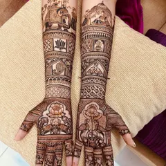 This design combines the purity of the lotus flower with the grandeur of a royal baraat procession. The symmetrical patterns and clean lines create a balanced and elegant bridal look.
