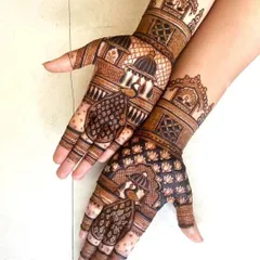 A classic design featuring the majestic peacock, a symbol of grace and beauty. The intricate feather work is paired with traditional architectural dome (gumbad) motifs.
