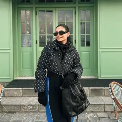 A stylish winter look from my trip to Srinagar, Kashmir. I showcase practical and fashionable outfits for different climates and destinations.