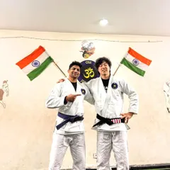 A great moment with Coach Principle from Korea after a BJJ seminar at our gym. Learning his detailed approach to Jiu-Jitsu was an amazing opportunity for me and my students.