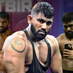 A collage showcasing different phases of my physique. A reminder of the constant evolution.