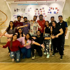 This is what pure post-workout happiness looks like. We love capturing these moments of team bonding after a fun and energetic corporate wellness session in the office.