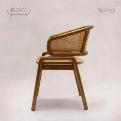 Introducing 'Romaji', a classic teak chair with a comfortable, curved rattan back. It's perfect for use at a study desk or as a stylish dining chair.