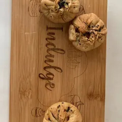 Another view of my filo potlis, or parcels. Each one is a bite-sized snack, perfect for tea time or as an appetizer.