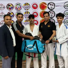 A junior challenger receiving his prize from Hanshi Bharat Sharma ji at the 2nd Victor Cup Open Karate Championship. We are grateful for the support of our seniors.
