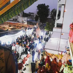 An aerial view of the bustling atmosphere at the Rajputana wedding event in Pali. We are experienced in managing catering for large crowds at destination weddings.