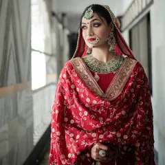 Some magical moments from the day. This bride looks absolutely regal in her red embroidered suit, ready for her Anand Karaj ceremony.