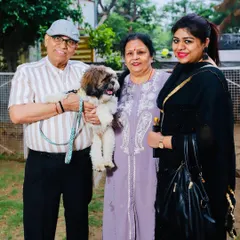 A beautiful family portrait from our 1st Anniversary party. We love it when our pet parents join in the fun and celebrate with us.