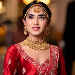 Sharing my tips and tricks for a flawless bridal base during the Nykaa Luxe masterclass.
