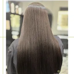 The magic of a Pro Keratin treatment. Look at that perfectly straight, sleek, and stunningly smooth finish.