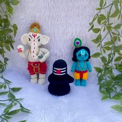 This video shows a beautiful set of divine dolls I made for a birthday gift: Lord Ganesh, a Shivalinga, and my bestseller, little Krishna. It fills my heart with joy to create something so full of blessings.