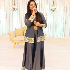 Ready to host the beautiful engagement of Tapan and Vidhi. I love being the 'rangat' (vibrancy) of such a wonderful sangam of Kutchhi and Marwadi cultures, guiding the ceremony from rituals to the dance floor.