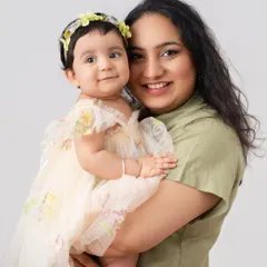 A beautiful portrait of a mother and her daughter. The bond between a mom and her baby is so special, and I aim to capture that tenderness and love in a simple, elegant portrait.