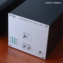 The Weiss DAC204, a "magic box" that delivers unbelievably good performance. This compact digital-to-analogue converter focuses on one thing: pure, unadulterated sound quality without unnecessary features.