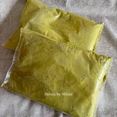 The kit starts with 300gms of my 5-filter natural henna powder. This is the foundation for a great mehendi paste, ensuring a smooth flow and a beautiful, dark stain.