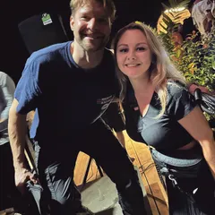 A photo with the brilliant artist Yotto. It's always inspiring to meet and connect with musicians you admire.
