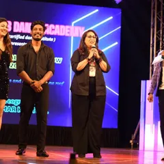 Sharing the stage with the iconic choreographer Geeta Kapur. I have the experience to interact professionally and warmly with industry legends, ensuring they feel welcome and honored.