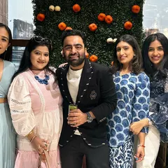A group photo from the Face Yoga and organic skincare event. It's always wonderful to collaborate with other wellness professionals to create holistic experiences.