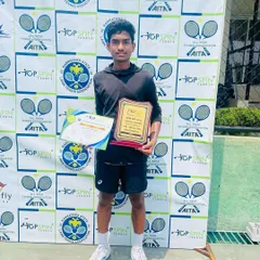 Hari after winning the AITA U/18 CS7 Singles Title, a fantastic performance and a well-earned victory.