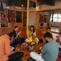 In a moment of collective prayer, our students and instructors connect with the deeper purpose of their yoga journey. These ceremonies are an integral part of our Teacher Training Course, fostering unity and a sense of reverence.