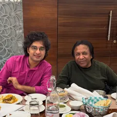 Sharing a meal with Ustad ji in Surat. These informal moments, filled with stories and musical chats, are a precious part of the journey.