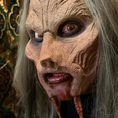 Welcome to the world of special effects. Our advanced prosthetics course teaches you to bring creatures like this to life, covering everything from initial design and sculpting to the final application and coloring for film and television.