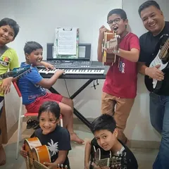 **Today's Jammers.** Thank you to these young musicians for coming over and making it a fun-filled evening with lots of cool music. This is where learning comes alive.