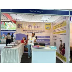 All set up and ready to go at Sakal Petopia! Our booth was buzzing with energy. Events like these are a great way for me to spread the message that every pet deserves a trained human.