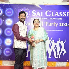 Honoring a senior faculty member for her invaluable contribution to Sai Classes. Her experience and dedication are an inspiration to us all.