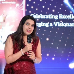 A close-up from the awards night. My focus is always on connecting with the audience, delivering key messages with clarity, and keeping the event's energy high from start to finish.