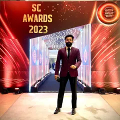 Arriving for the SC Awards 2023, where I was performing for the HUL conference event. I am consistently chosen for high-stakes awards nights and corporate conferences that demand a premium touch.