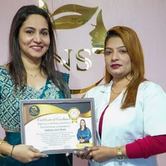 Presenting a Certificate of Excellence to a student from our Diploma in Advance Aesthetics. She is now ready for the next step in her career.