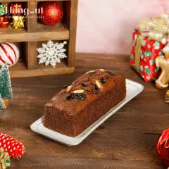 A true Christmas classic, our Rum and Raisin Plum Cake is fragrant and full of festive indulgence. It's a traditional recipe that brings the warm, spiced flavors of the holidays to your table.