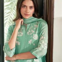 When the day calls for comfort, but you still want to look like you tried. This soft mint green kurta set with elegant white embroidery feels just right for a casual lunch or a small family puja.
