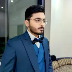 A sharp, modern look for a Roka or Engagement ceremony. I styled this client with HD makeup that complements his blue suit and ensures he looks polished from every angle. The focus is on clean skin, defined features, and a hairstyle that holds through the event.