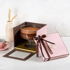 The innovative design of our single dessert box. The slide-out insert holds the dessert securely, making it easy to present and enjoy.