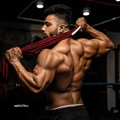 A body is made one decision at a time. This shot captures the muscularity and definition in my back and arms.