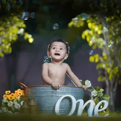 The pure, unfiltered joy of a first birthday. My post-cake smash tub-bath sessions are a favorite, turning messy fun into sparkling, happy memories.