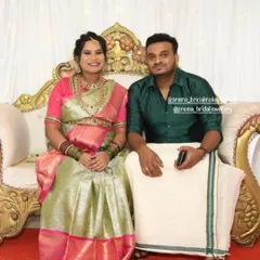 Celebrating a special milestone. It was a joy to get this mom-to-be ready for her baby shower with soft, elegant makeup and a beautiful jewellery set that made her feel special and comfortable.