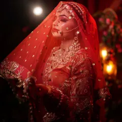 This image, from a bridal shoot, also serves as an invitation to my makeup courses. Mastering looks like this classic red bridal style is a key part of the curriculum.