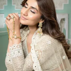 Elegance in every stroke. A proud mentor moment watching our student create this soft, ethereal look with such finesse and attention to detail.