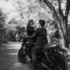 A cool and casual black and white shot with a motorcycle. This shows how we can incorporate your hobbies and personality into a themed pre-wedding shoot with a timeless feel.