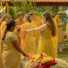 A DIY flower garland station where guests could create their own accessories. This interactive element was a huge success, allowing everyone to get creative and engage with local traditions.