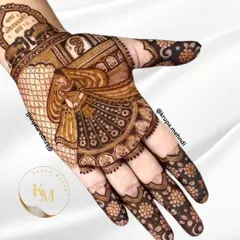 A beautiful bride figure design, complete with a detailed ghunghat and flowing lehenga. This style of portrait mehndi is perfect for brides who want to see themselves in their henna art.