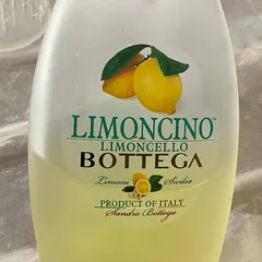 Using quality ingredients like Limoncino Bottega to craft authentic and delicious cocktails. The flavor of your drinks is our top priority.