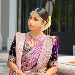 There’s something so timeless about a sun-kissed beauty draped in pure silk. This look was a blend of tradition and quiet elegance, with makeup that enhanced her features while feeling simple, powerful, and truly ethereal.