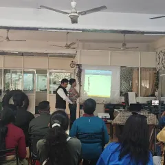 A wide view of our "Importance of Spine" workshop, with participants keenly listening to Dr. Hitesh Khurana. We create an interactive environment where you can learn about your body from experts.