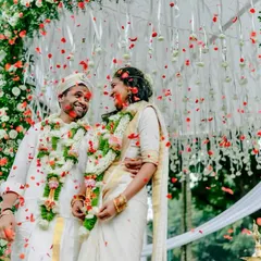 This is the feeling of being "just married," surrounded by love and showered in blessings. We create the perfect setting for these priceless moments to unfold naturally.